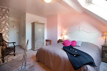 La Résidence Le Prieuré Hotel 3*